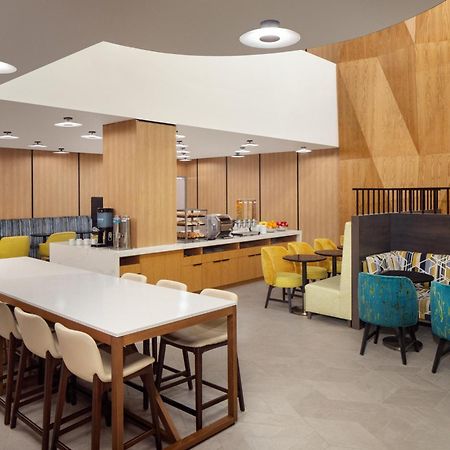 Home2 Suites By Hilton New York Times Square Bagian luar foto