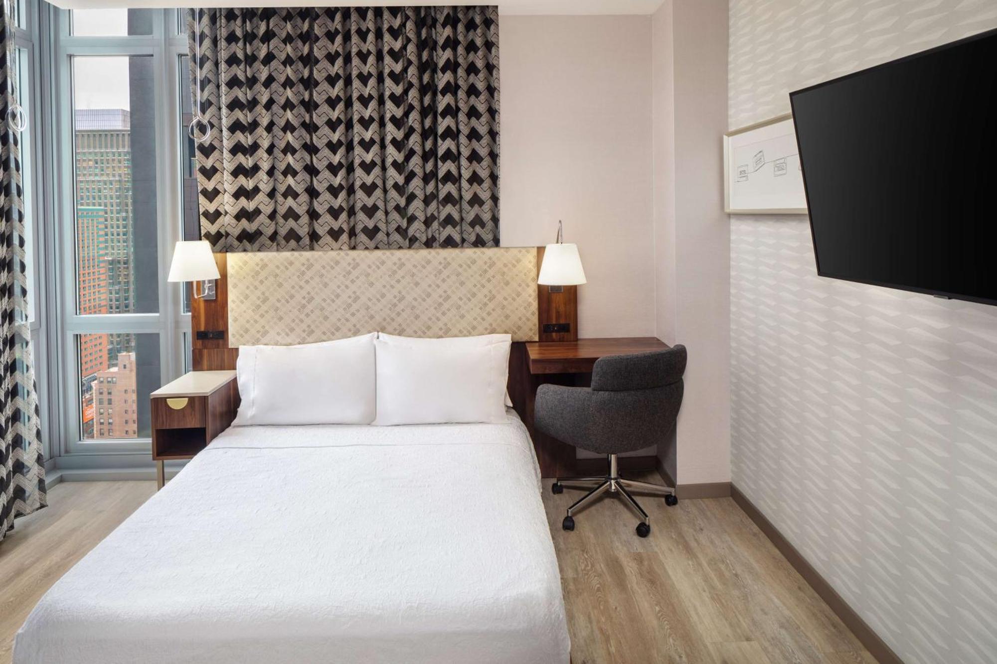 Home2 Suites By Hilton New York Times Square Bagian luar foto