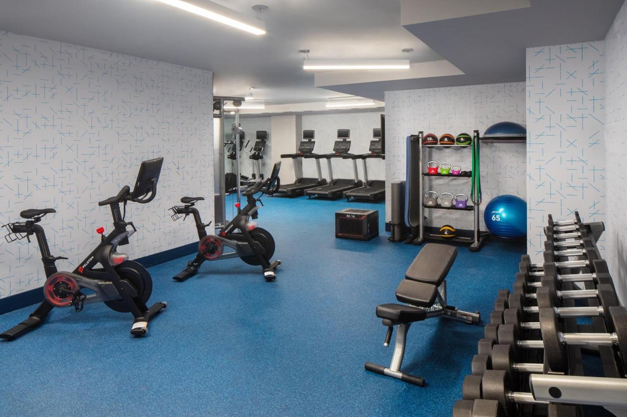 Home2 Suites By Hilton New York Times Square Bagian luar foto
