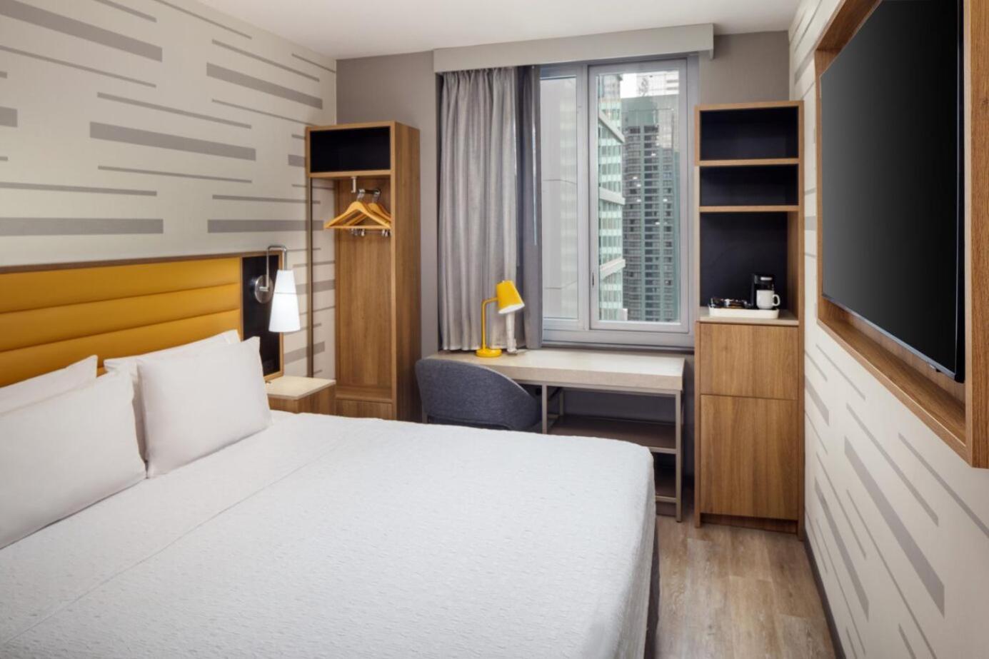 Home2 Suites By Hilton New York Times Square Bagian luar foto